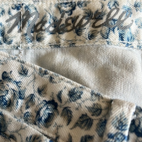 Madewell skinny ankle jeans - Picture 5 of 7